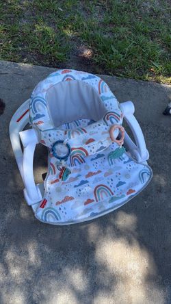 Fisher Price ‘Sit Me Up’ Infant Chair 💕