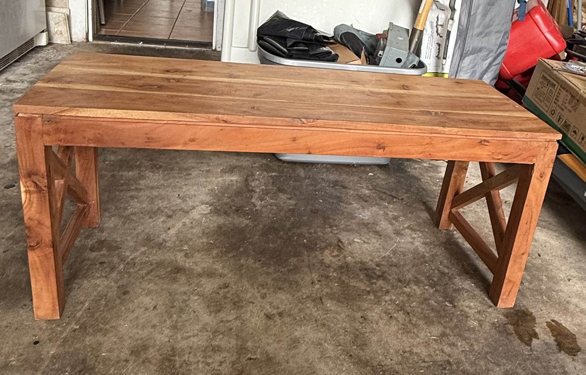 coffee table/shelf