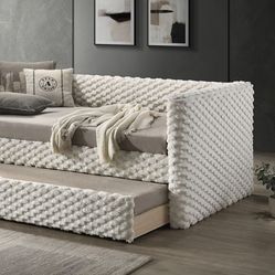 Modern Daybed Bed Frame ( Se Habla Español) 