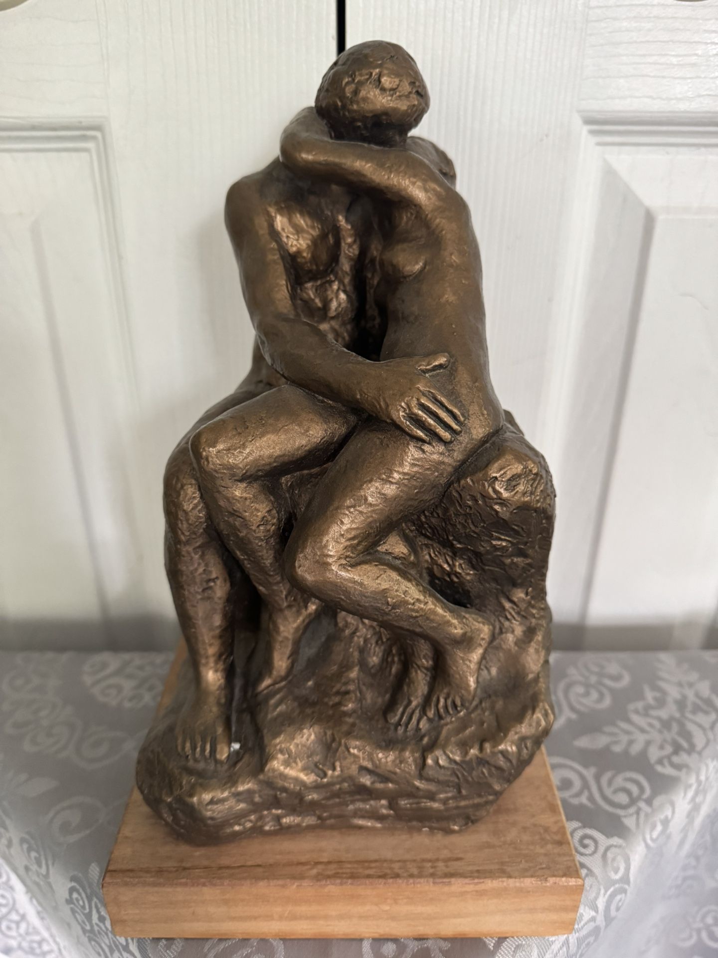 STATUE: “THE KISS”, August Rodin, 1960’s, Ceramic/Bronze look, Heavy, VINTAGE