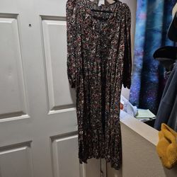 Black Dress With Leaves And Flowers