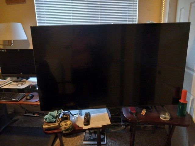 Samsung 55 Inch Smart TV 2021 W/remote