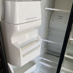   Kenmore  Stainless Steel Refrigerator  Works Good Perfect For The Garage 