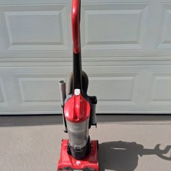 Dirt Devil Vacuum Cleaner Like New