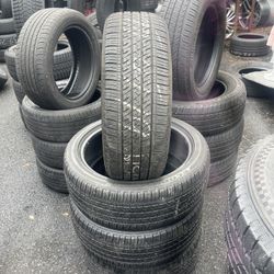 225/45R19 Bridgestone 225/45/19 set of 4 matching used tires in great condition. 300$ for 4 tires plus tax.  Mount available but not included. Wheel a