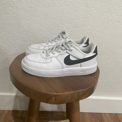 Nike Force 1 Low