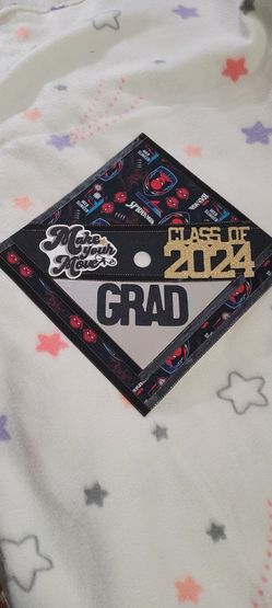 Graduation Hat Topper 