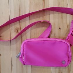 NEW Lululemon Hot Pink Everywhere Belt Bag 1L