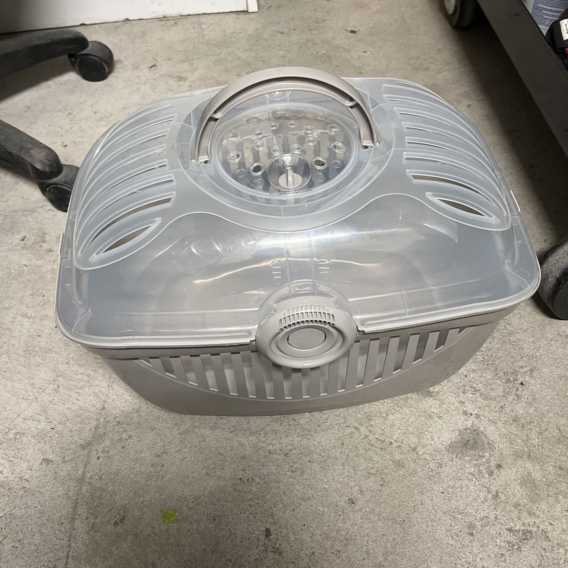 Cat Kennel