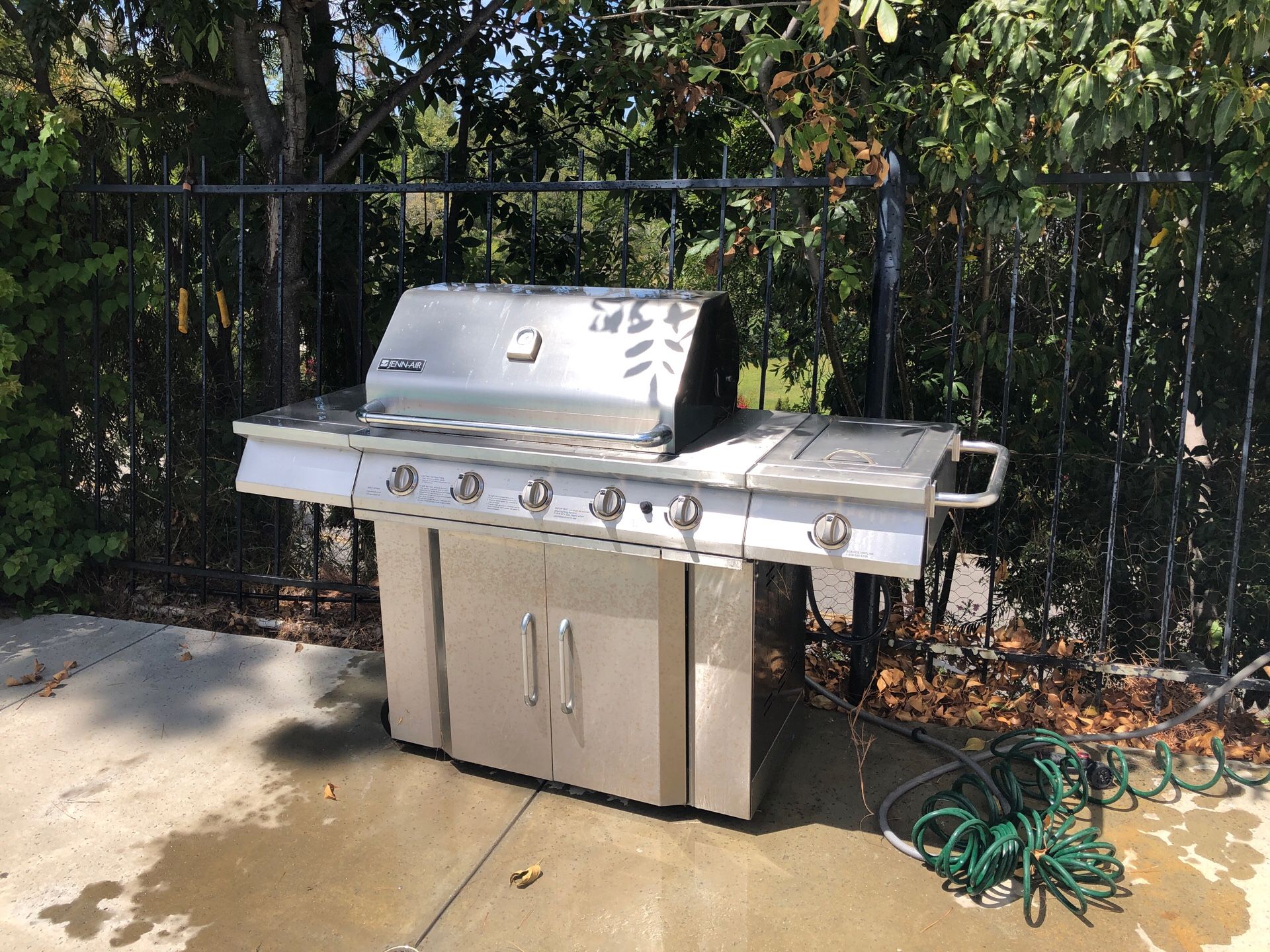 JENNAIR stainless bbq grill. for Sale in Orange, CA OfferUp