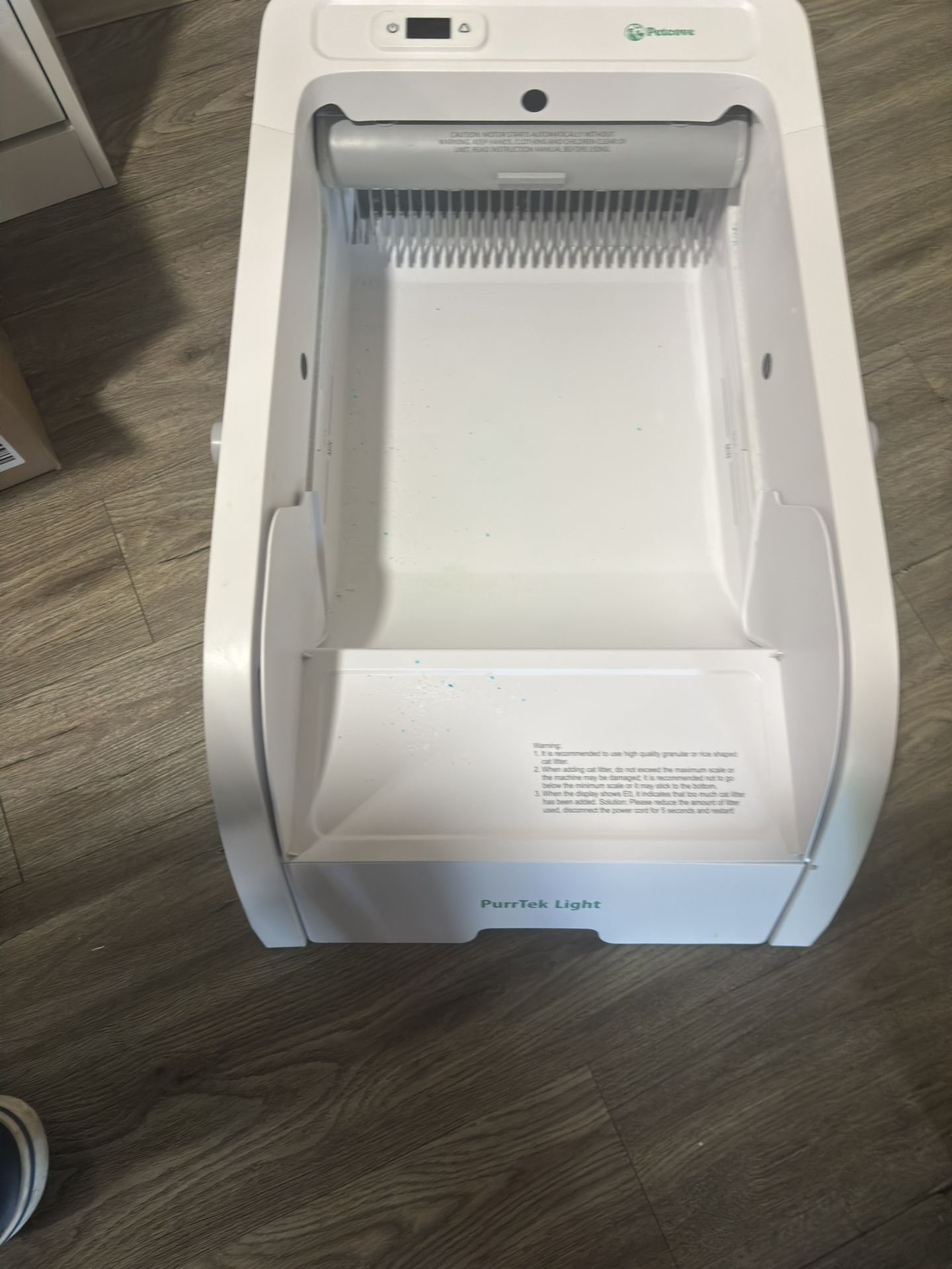 Self Cleaning Litter Cat