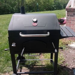Char Griller, Grill & Smoker (Like New)