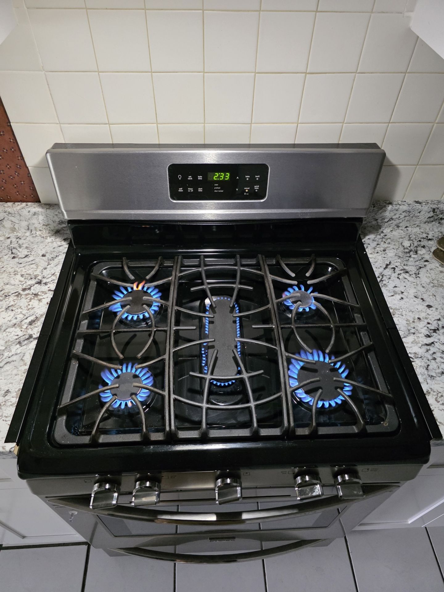 Gas Stove For Sale Fregidaire