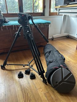 Manfrotto 503 Tripod