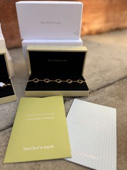 Van Cleef Bracelet Gold And Black