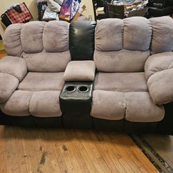 Love Seat And Recliner 