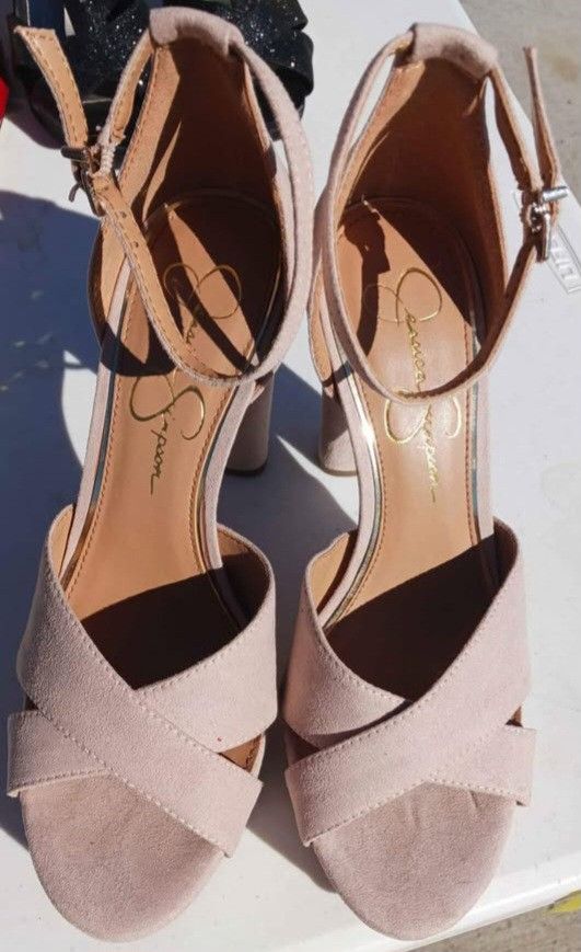 Pretty Tanish Heels Size 7