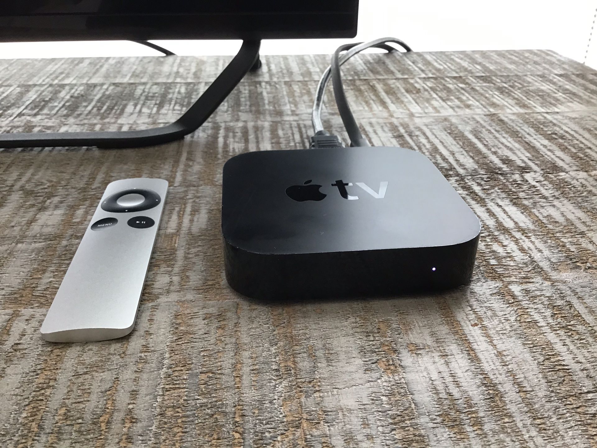 *** AVAILABLE NOW *** Apple TV 3rd Generation Device with Apple TV Remote and Set Up Guide (TV Not Included)!