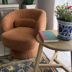 Swivel Accent Chair