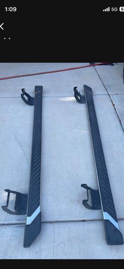 Ford F-150 running boards, nerf bars