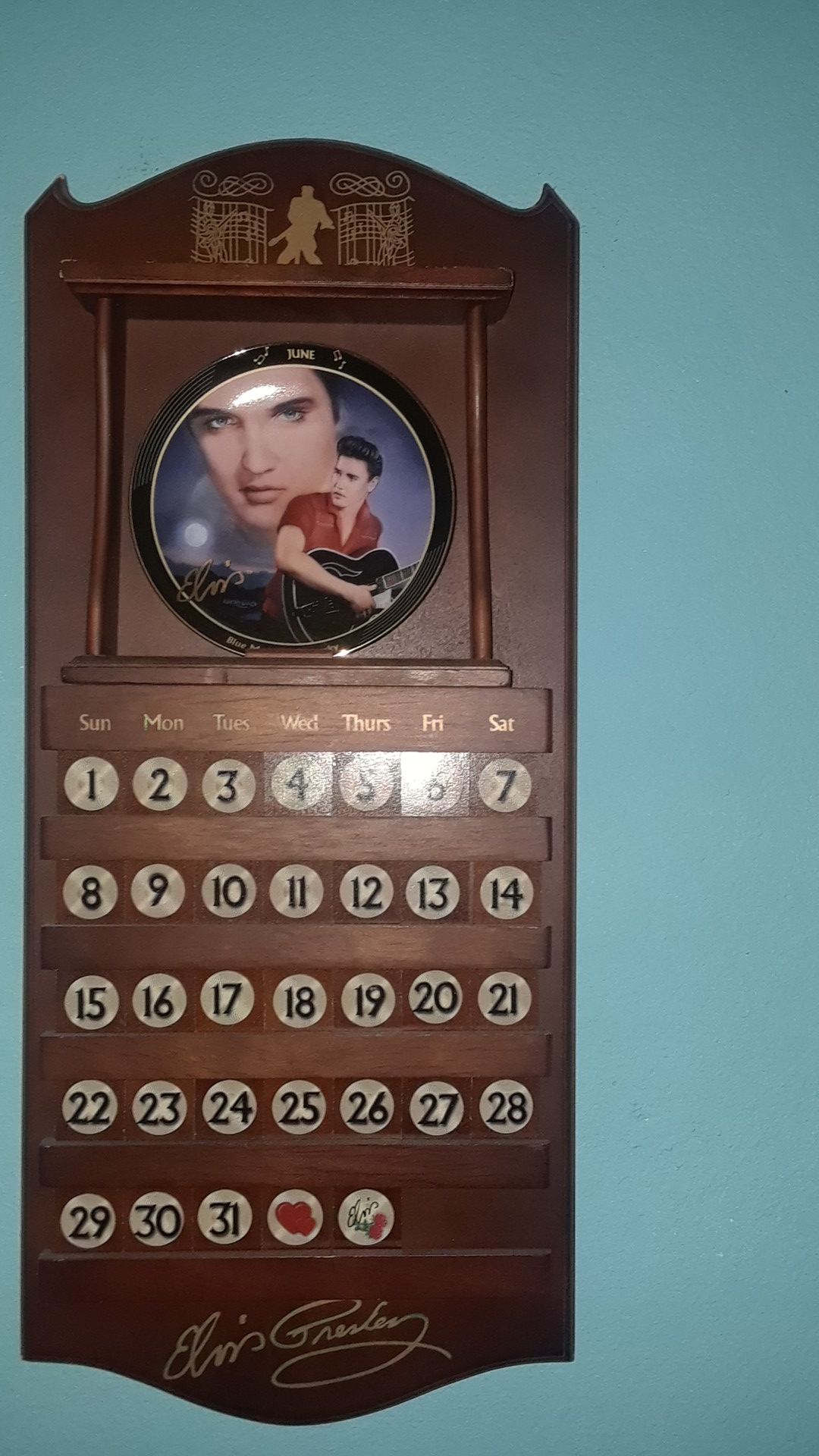 Classic Elvis Presley wood Calander