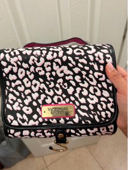 VS makeup neceser bag