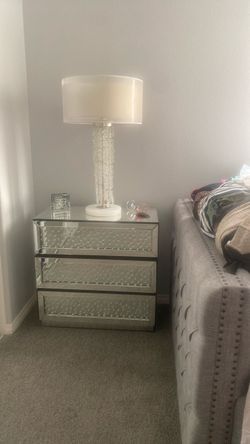 Mirrored 3-Drawer Dresser with Crystal Accents