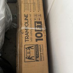 10 FT KIDS TRAMPOLINE FOR SALE 
