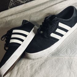 Adidas Seeley Shoes -Size 8.5 - Unisex