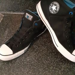 Converse mens 13 Great Condition 