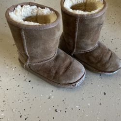 Kids Uggs