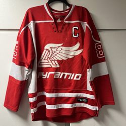 Red Clothes 