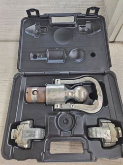 B&W Trailer Hitches Gooseneck Ball & Safety Chain Kit (Ram)