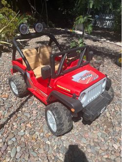 Electric toy jeep plus pedal cars