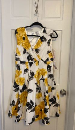 Pinup girl xl yellow floral dress