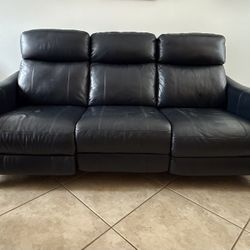 Power Reclining Sofa 