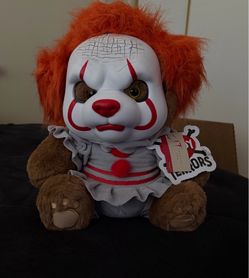 Spirit Halloween IT Pennywise Teddy Terrors Plush In Hand NWT