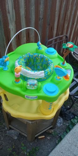Kids Activity Center Good Condition $8.00