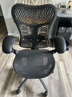 Herman Miller Mirra 2 chair