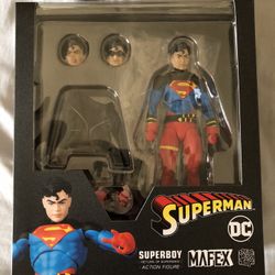 Mafex Superboy