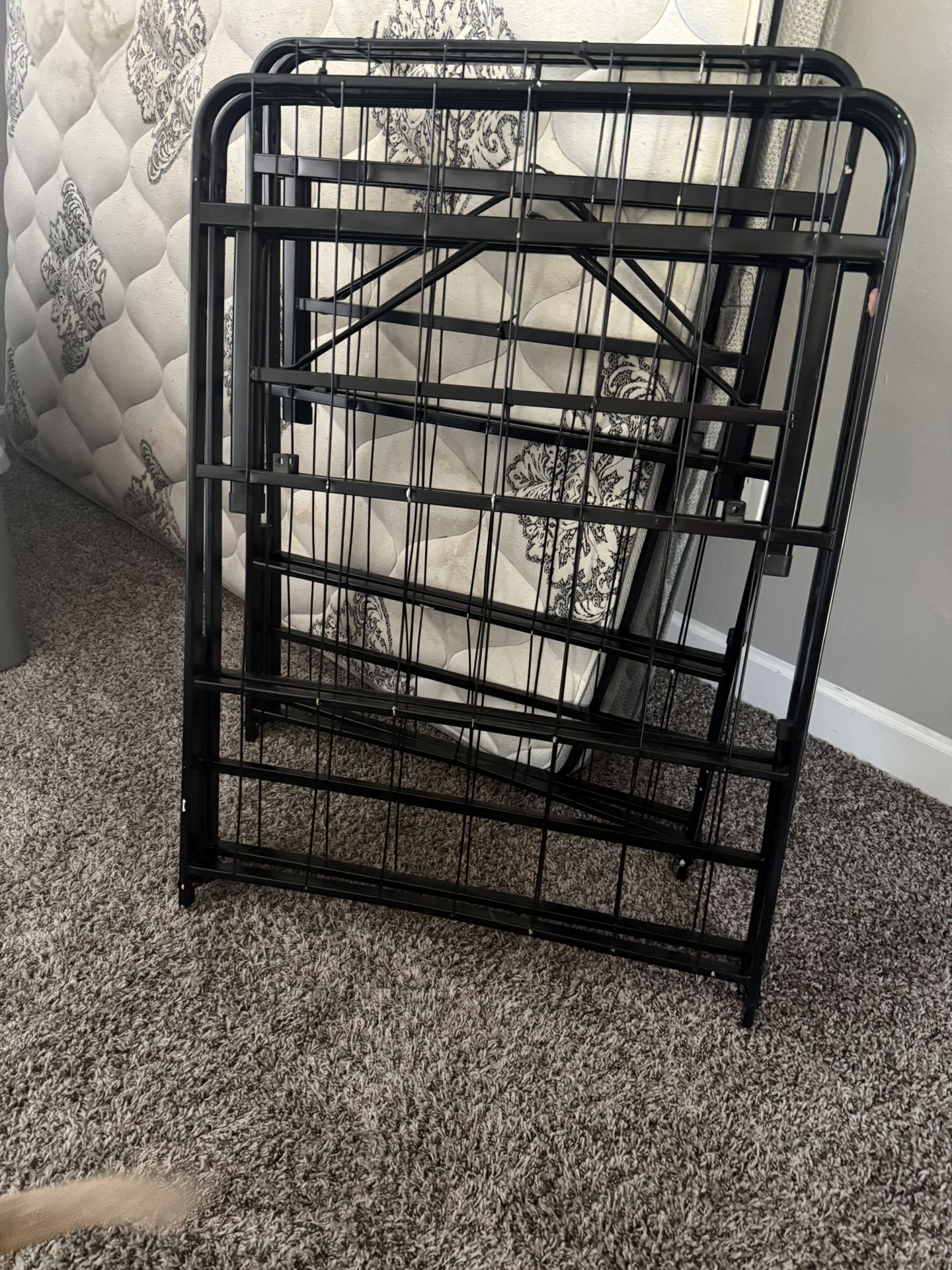 Queen Platform Bedframe