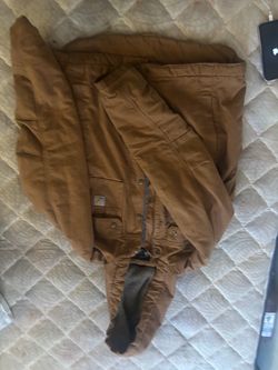 Brown carhartt jacket o