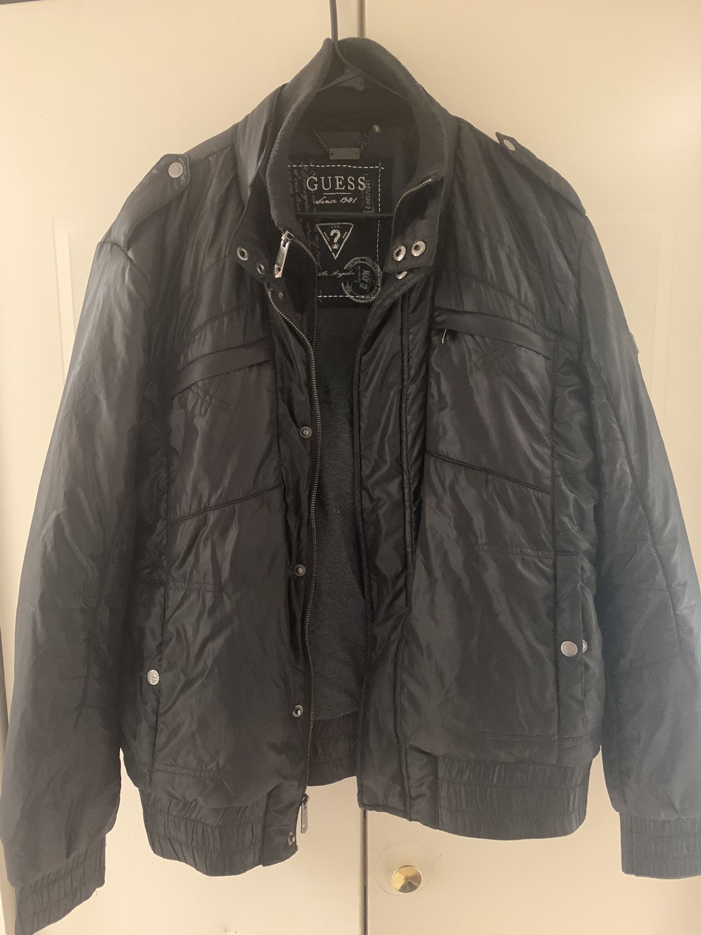Guess Bomber Jacket Size L 