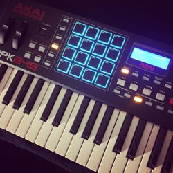 Akai MPK 249 MIDI Controller