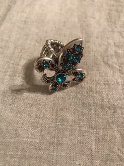 Fleur De Lis ring