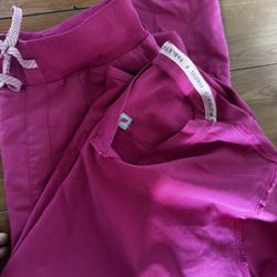 Small Dark pink Set Scrubs 
