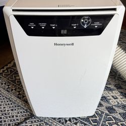 Honeywell 14,ooo BTU AC Barely Used 