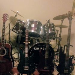 CB700-150 Drumset