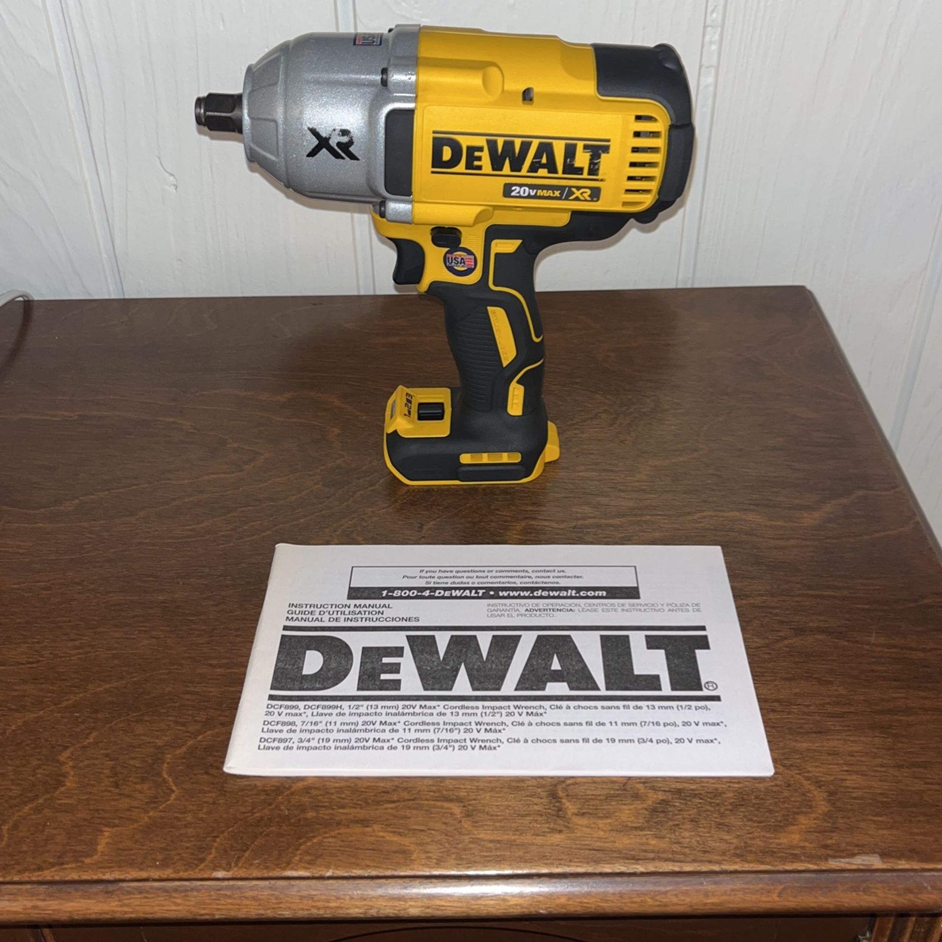 Dewalt DCF899H Impact Wrench Hog Ring for Sale in Willowbrook IL OfferUp
