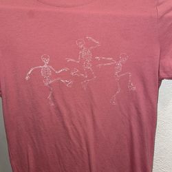 Aéropostal Salmon T-Shirt With Dancing Skeletons Design Size S
